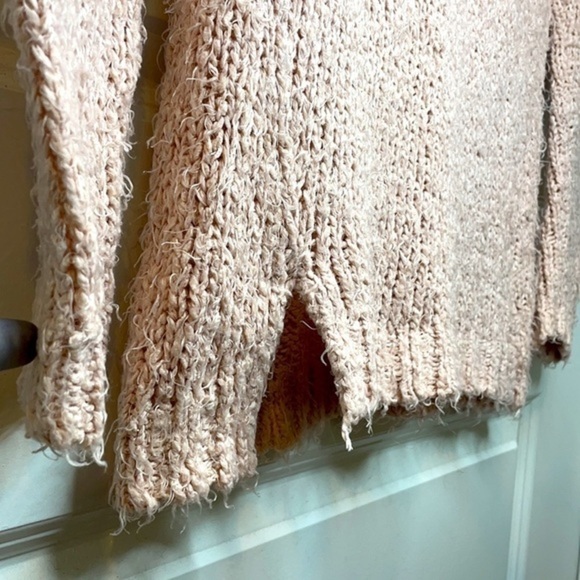 CALVIN KLEIN | Women’s Light Pink Chunky Knit CALVIN KLEIN Sweater Size Small - Picture 7 of 8